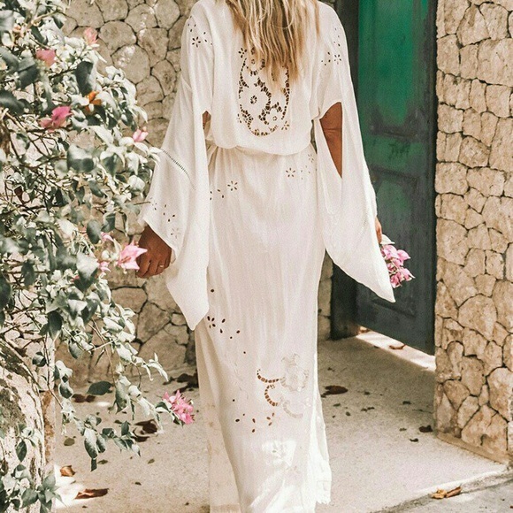 Isla Bonita Kimono spell and the gypsy collective - Picture 2 of 5